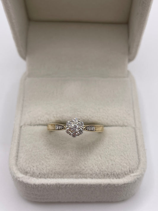 9ct gold diamond cluster ring