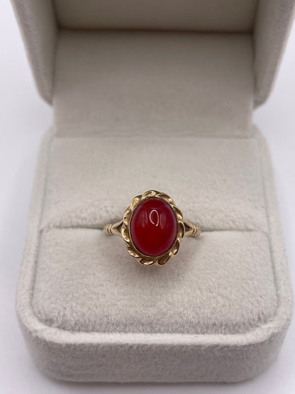 9ct gold carnelian ring