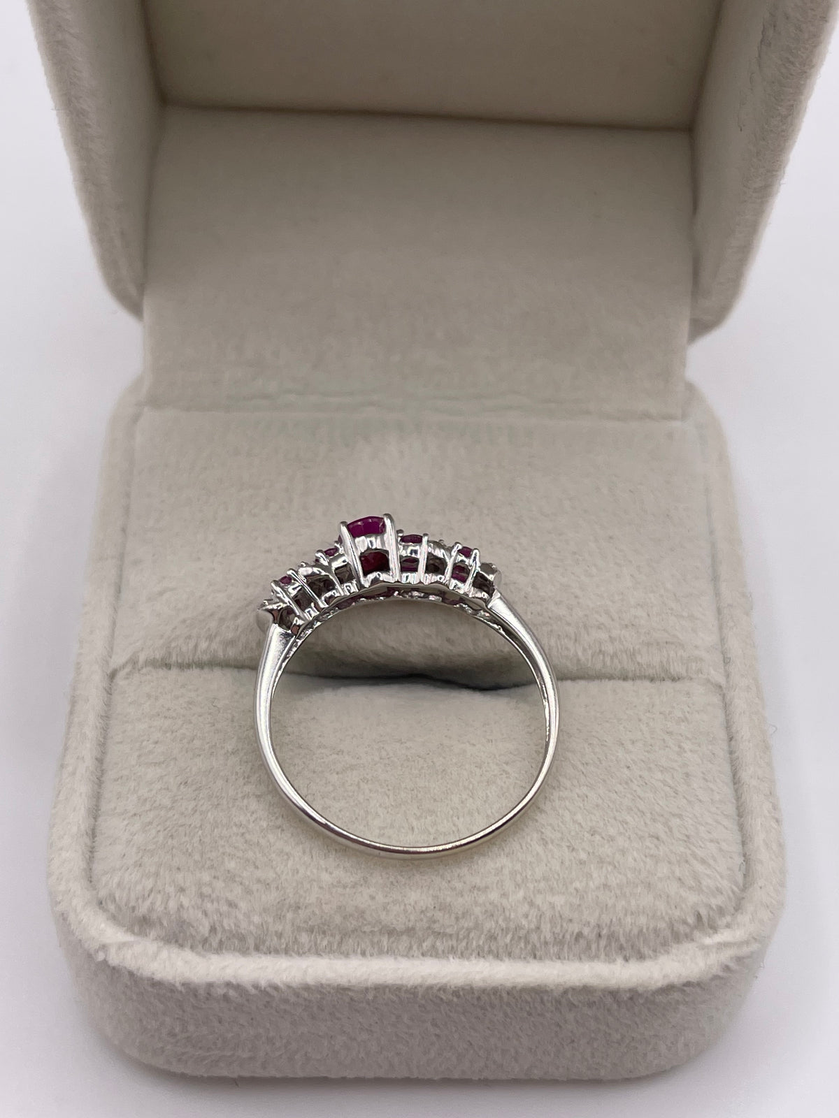 9ct white gold ruby and diamond ring