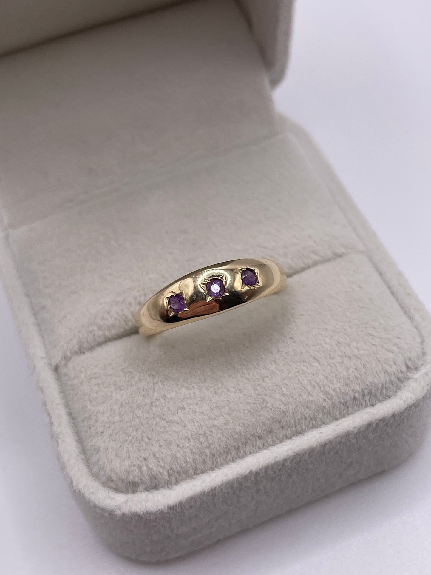 9ct gold amethyst gypsy ring