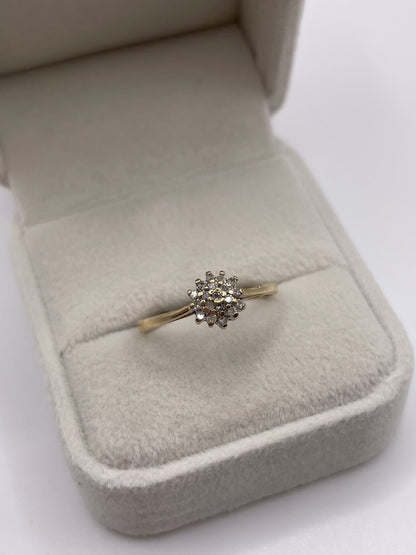 9ct gold diamond cluster ring