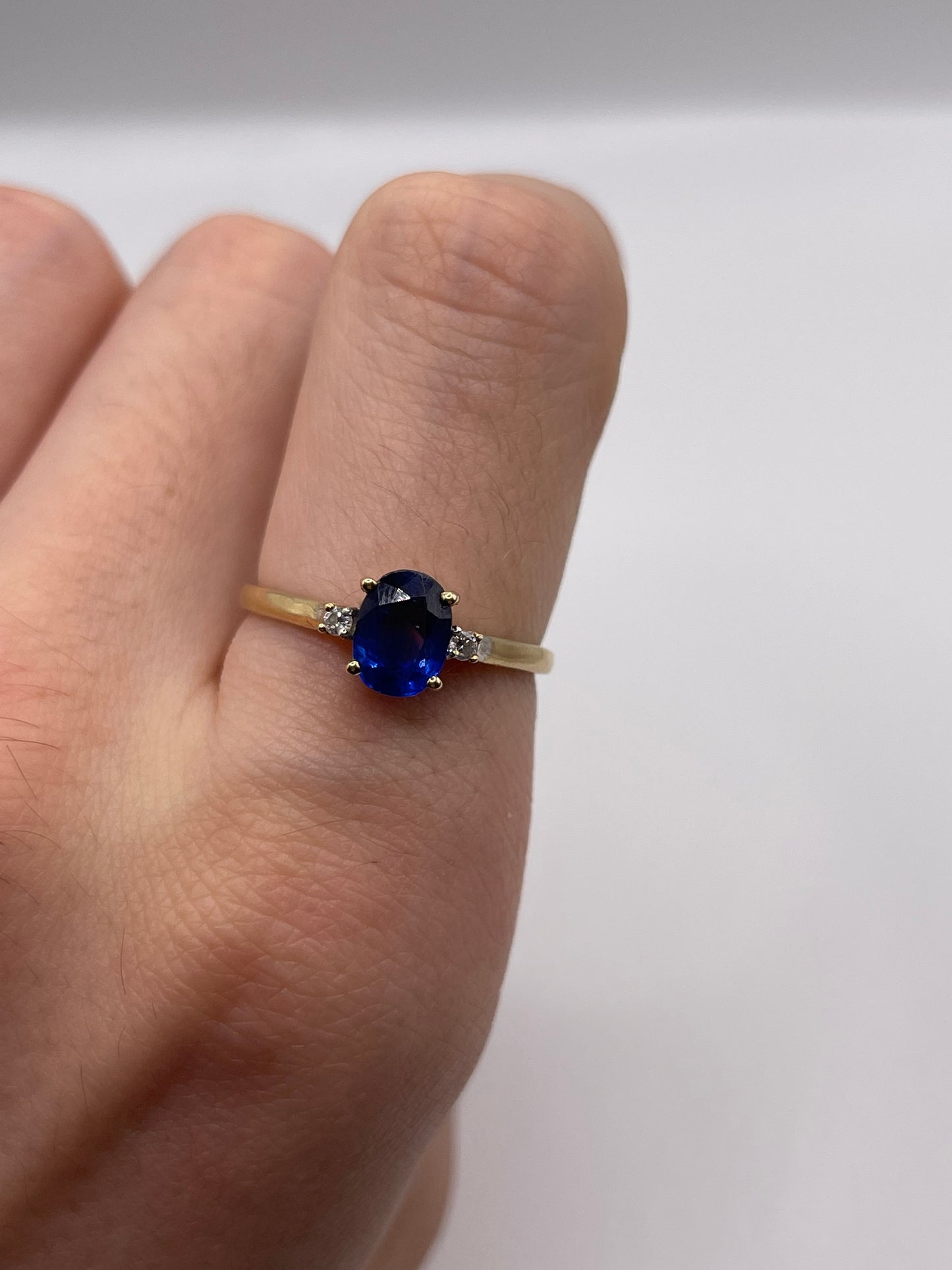 9ct gold kyanite and diamond ring
