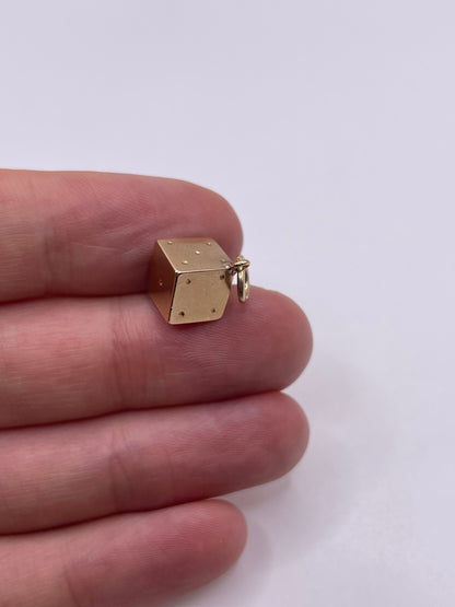 9ct gold dice charm