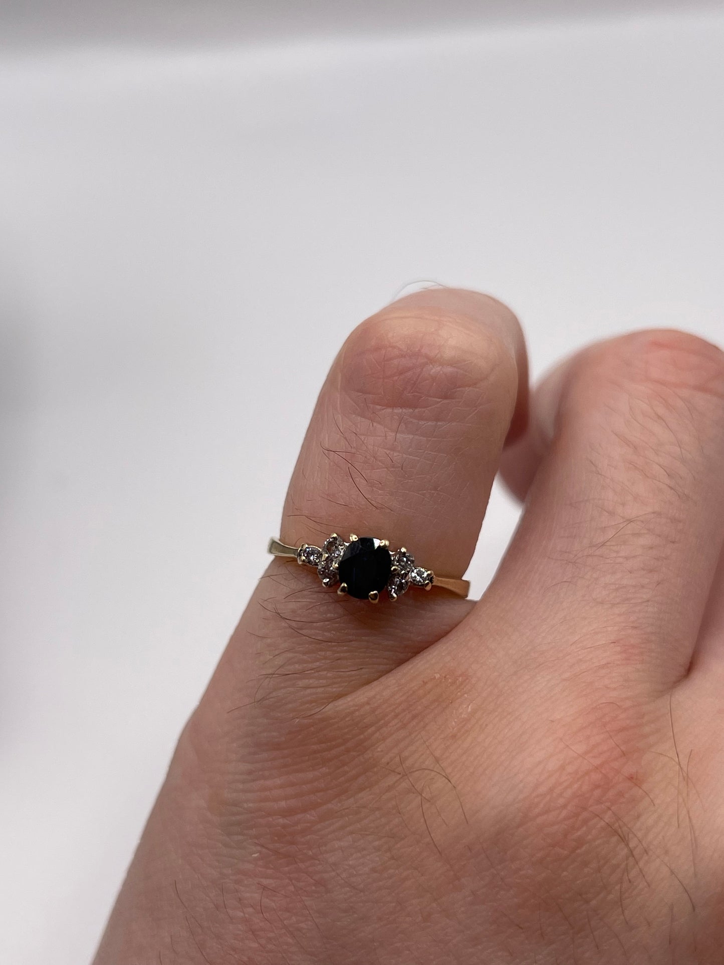 9ct gold sapphire and diamond ring