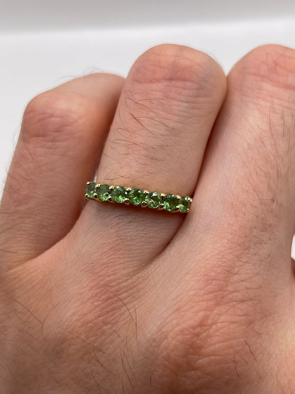 9ct gold tsavorite garnet and diamond ring