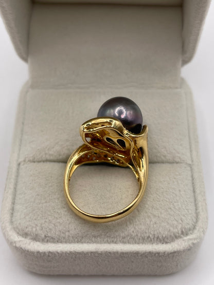 18ct gold pearl and diamond ring