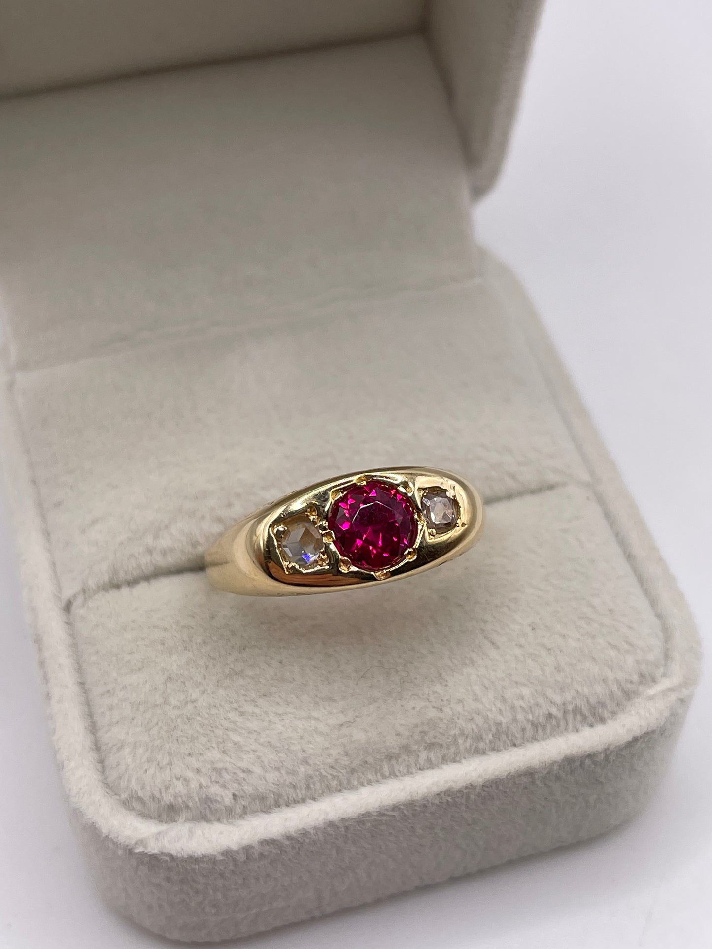18ct gold synthetic ruby and rose cut diamond ring