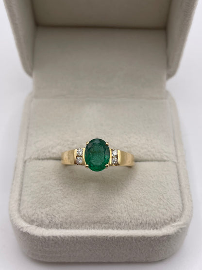 18ct gold emerald and diamond ring