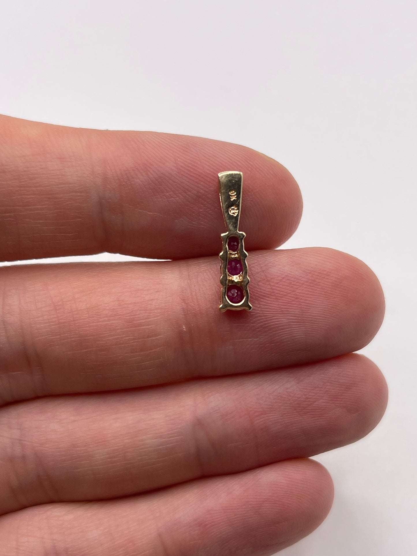 9ct gold ruby and diamond pendant