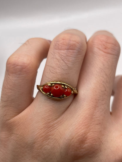 9ct gold coral ring