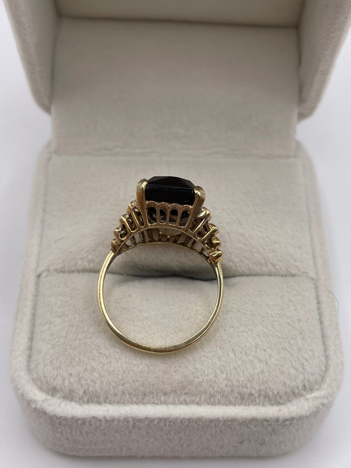 9ct gold Smokey quartz ring