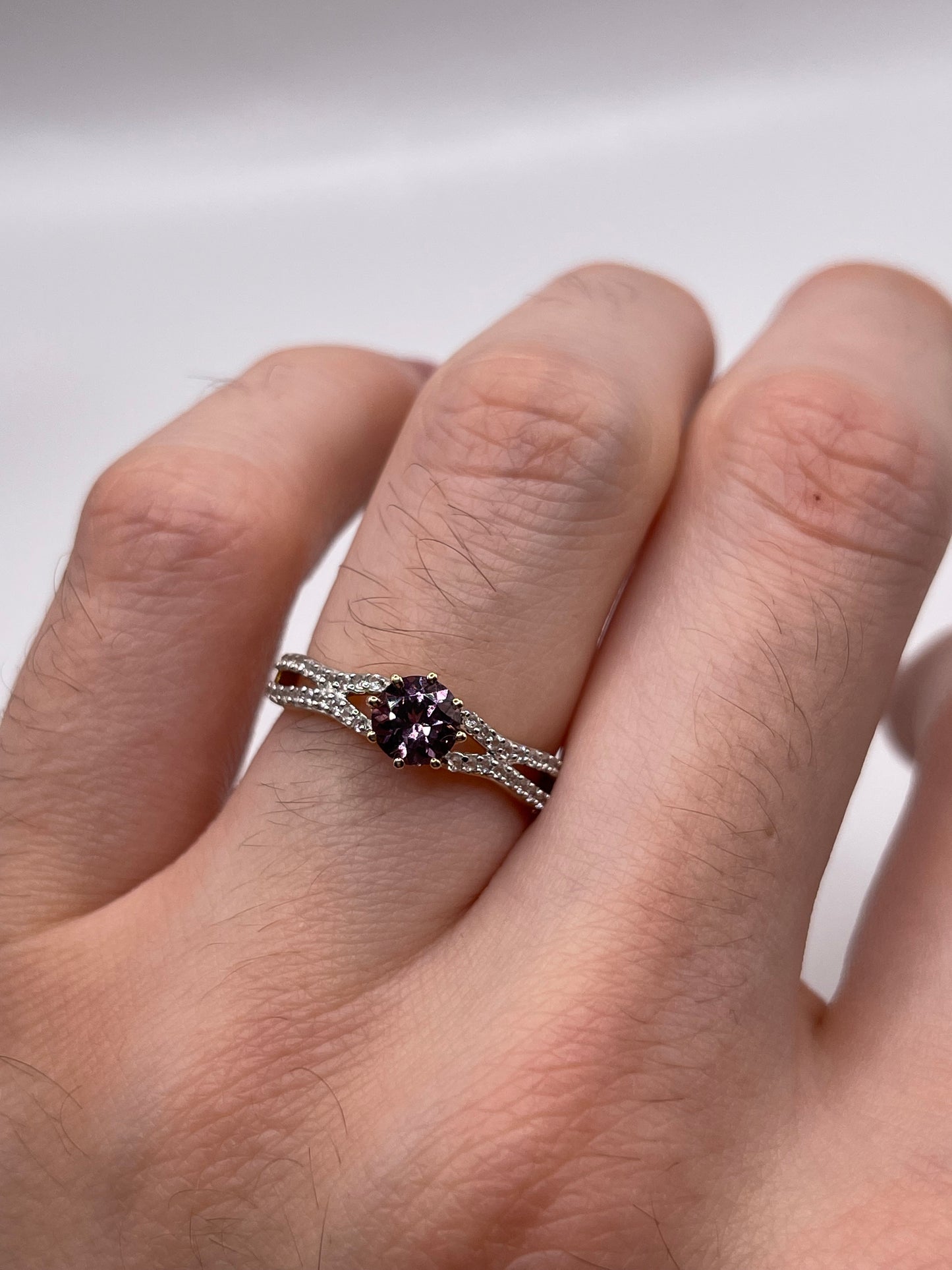 9ct gold quartz and zircon ring