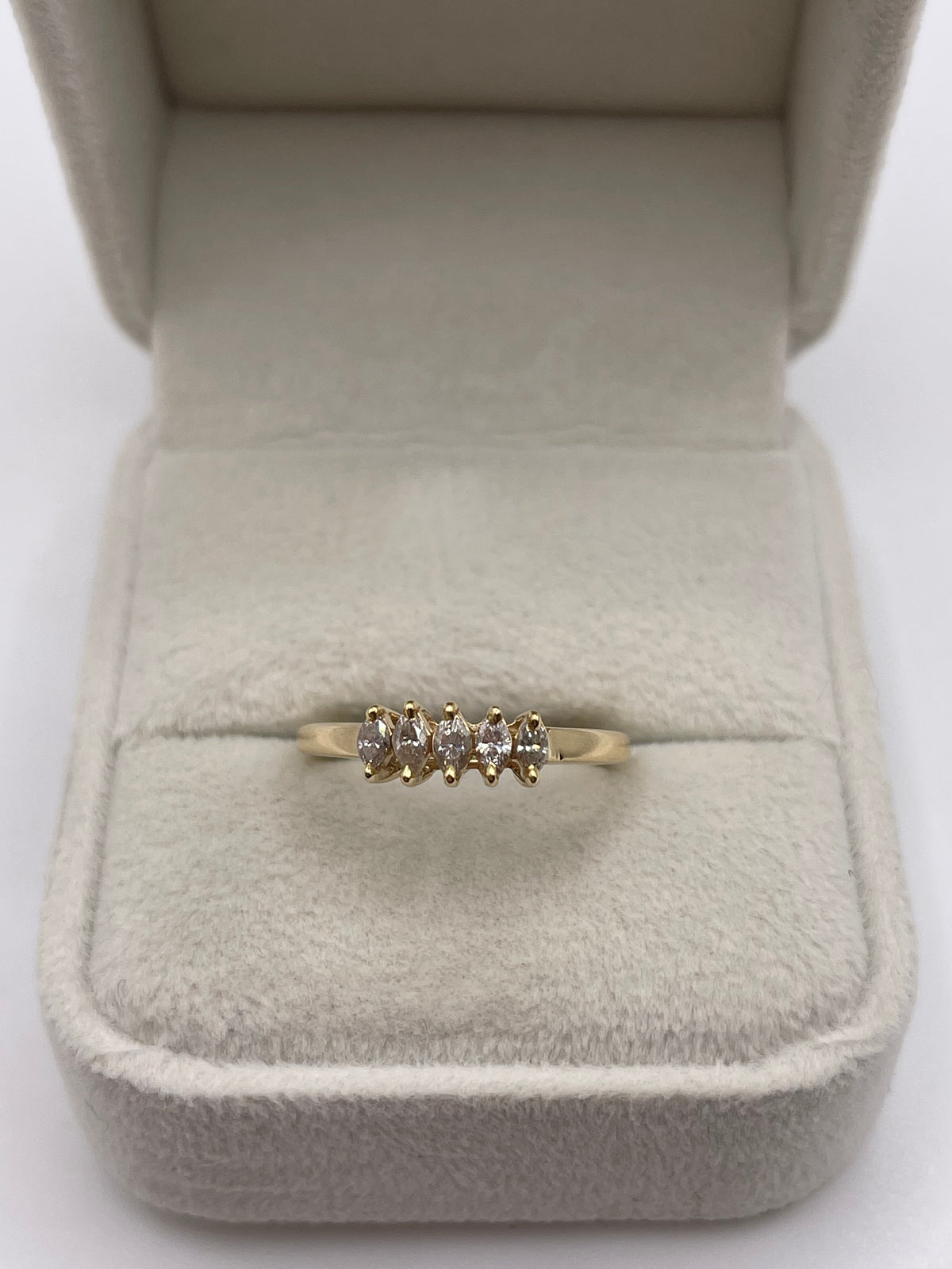 14ct gold diamond ring