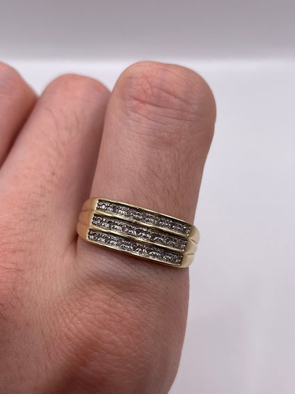 9ct gold diamond ring
