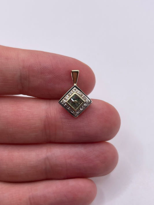 9ct gold emerald and diamond pendant