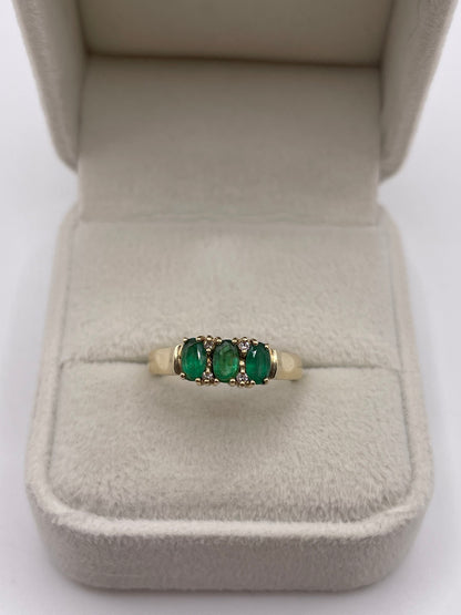 9ct gold emerald and diamond ring