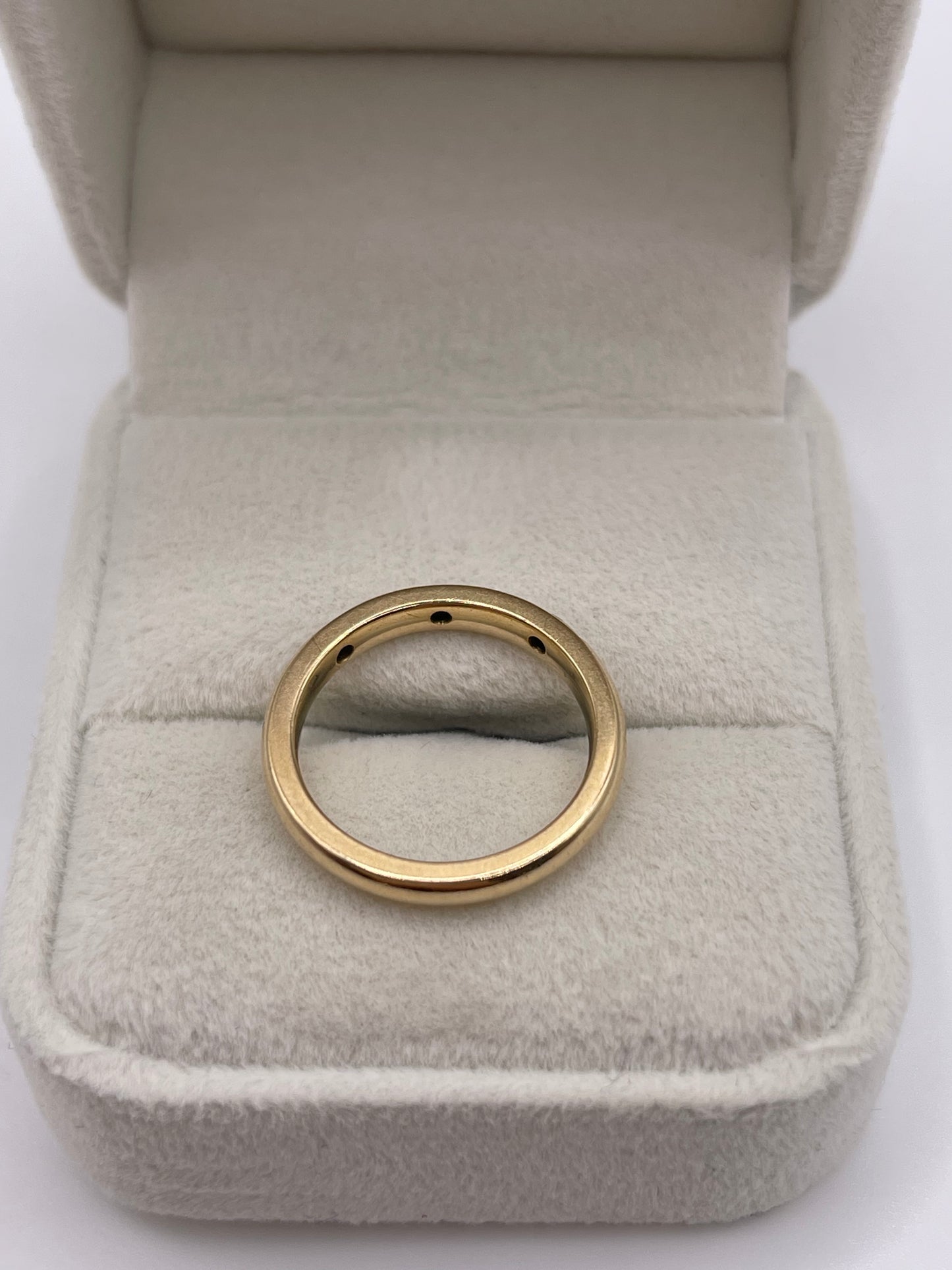 9ct gold diamond ring
