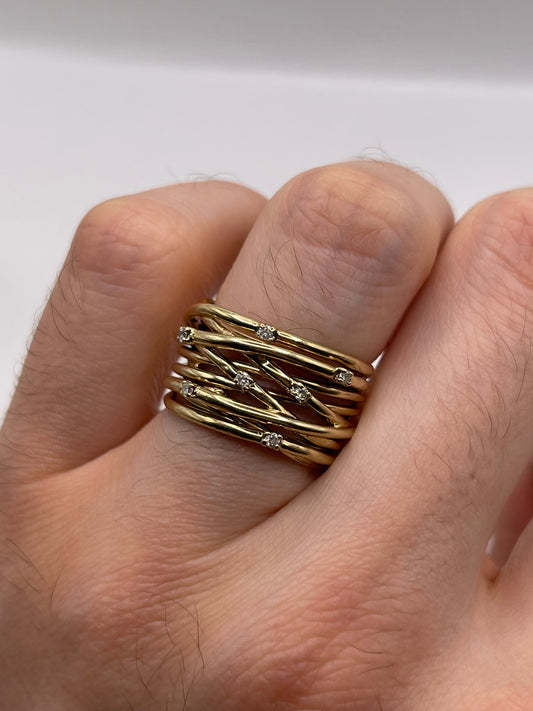 9ct gold diamond ring