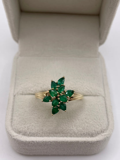9ct gold emerald cluster ring