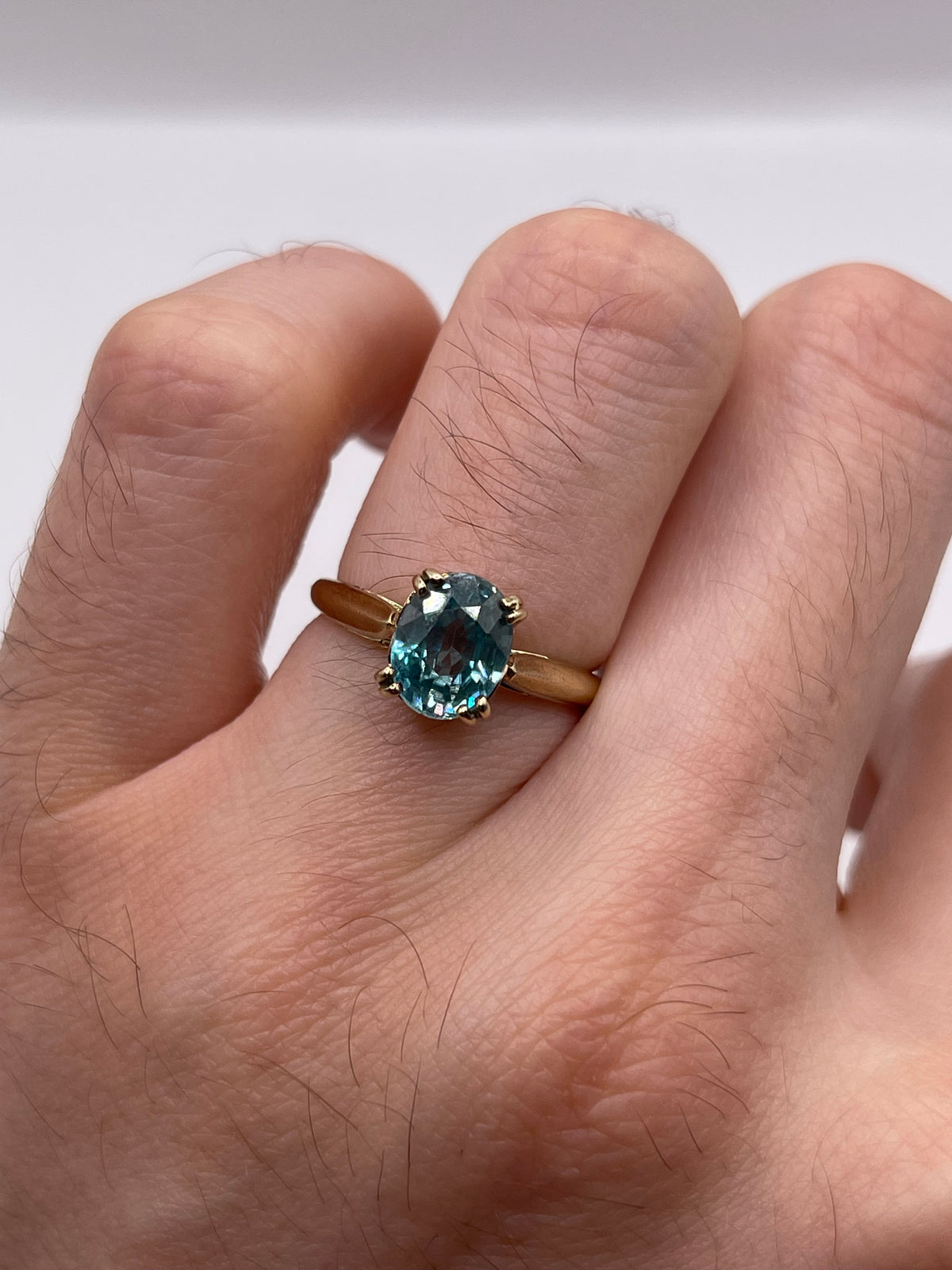 9ct gold blue zircon and diamond ring