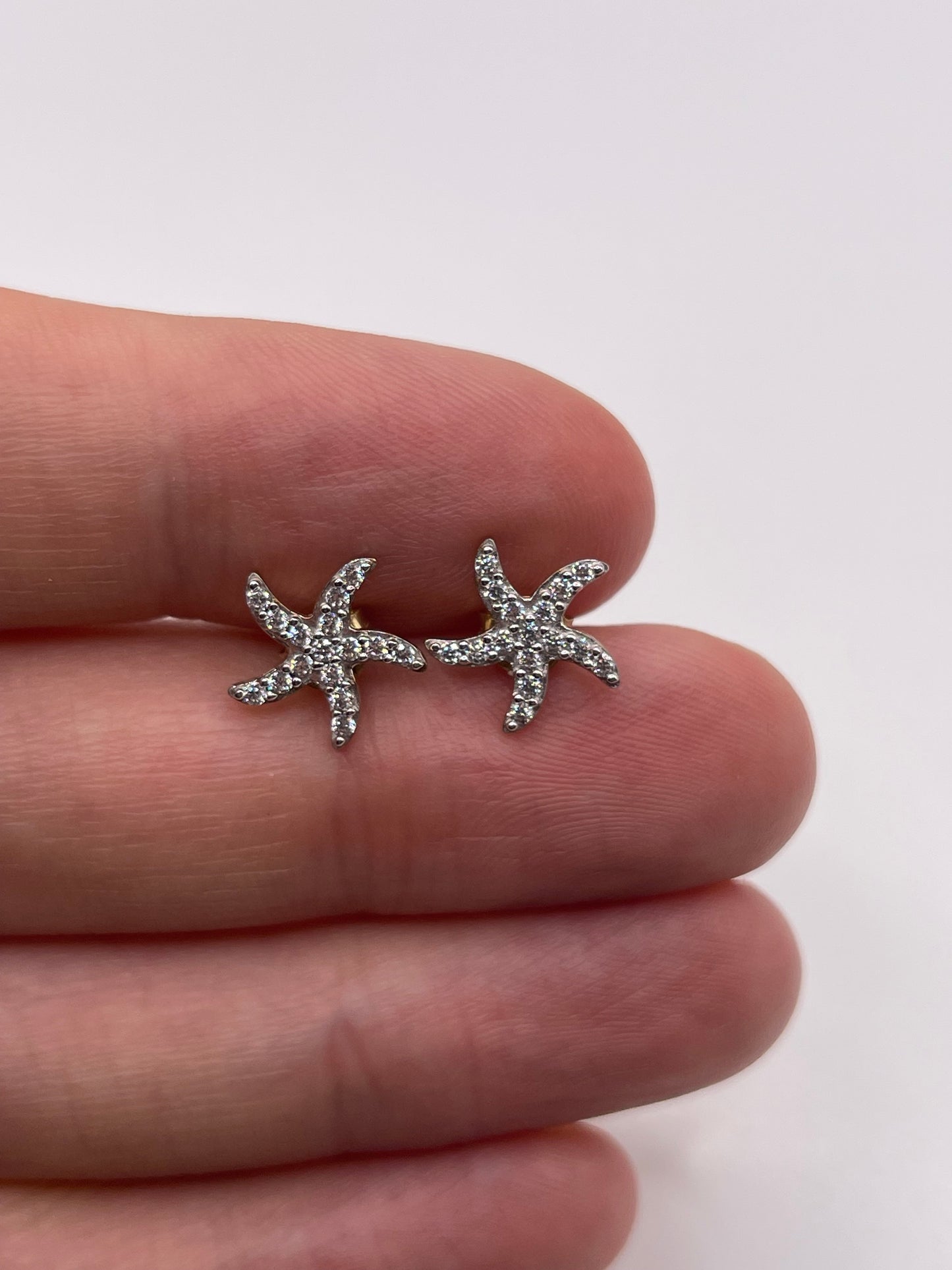 9ct gold cz starfish earrings