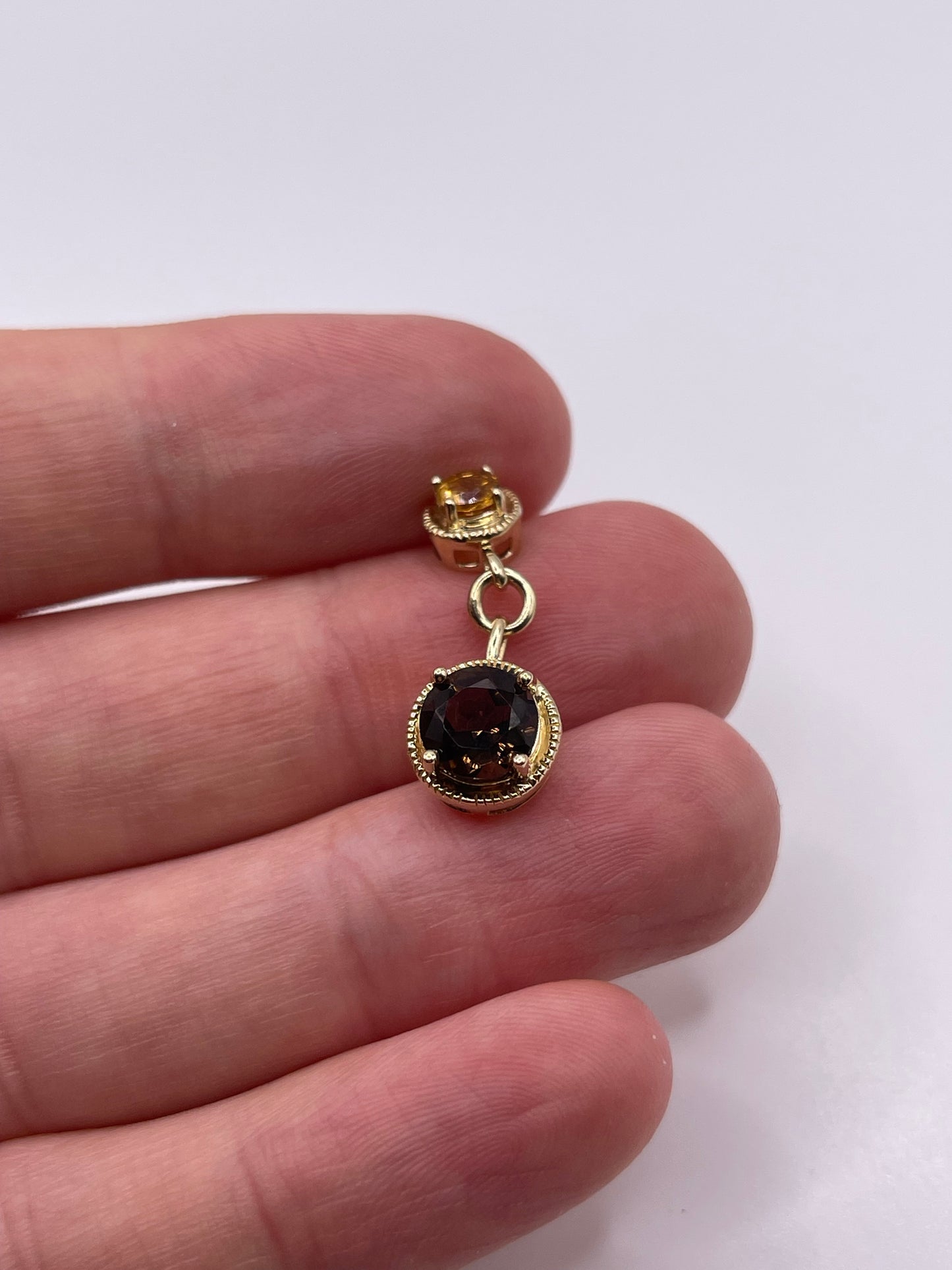 9ct gold citrine and Smokey quartz pendant