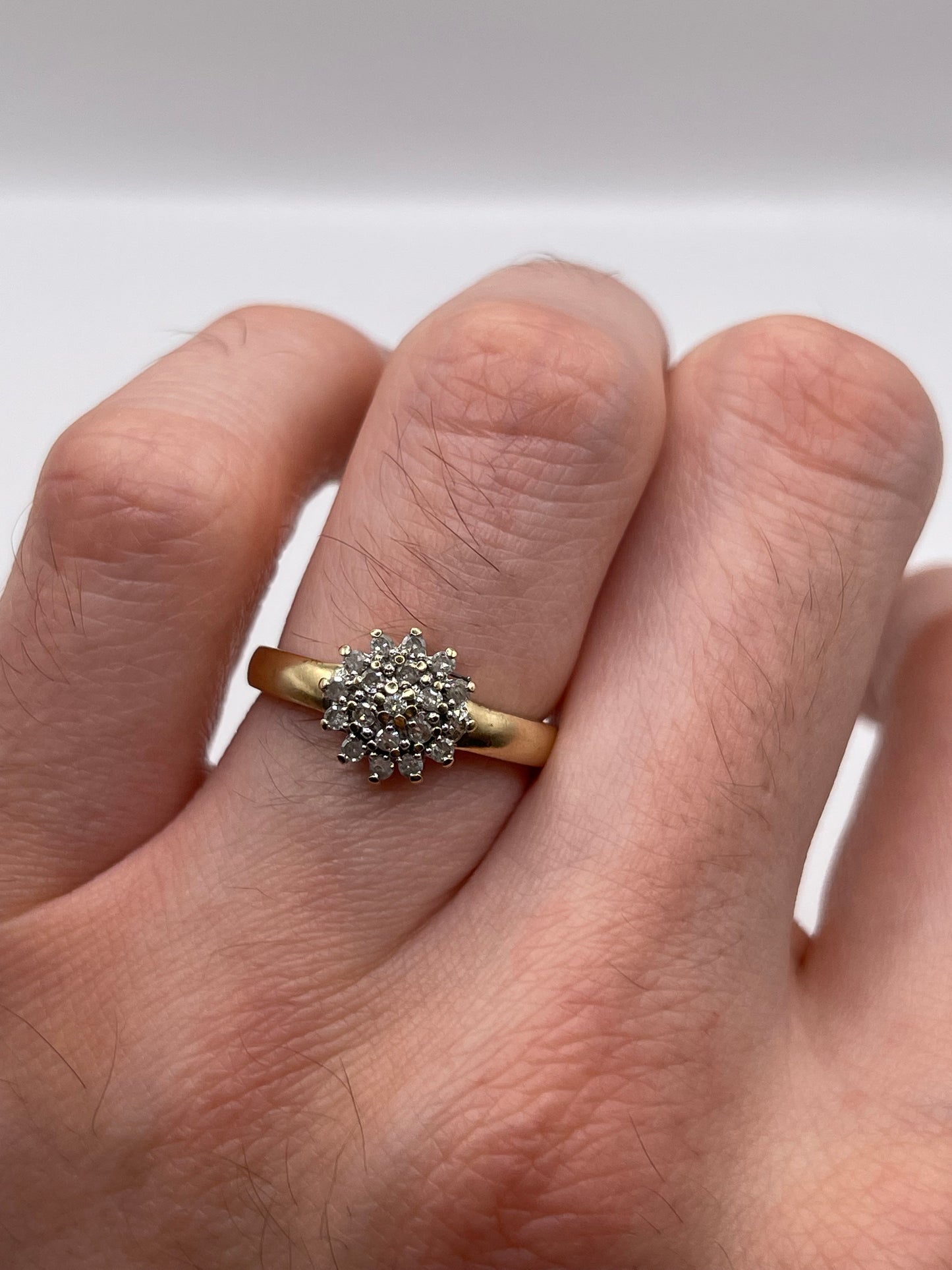9ct gold diamond cluster ring