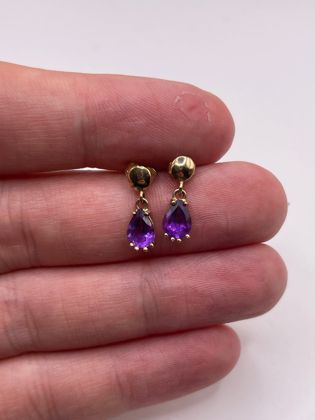 9ct gold amethyst earrings