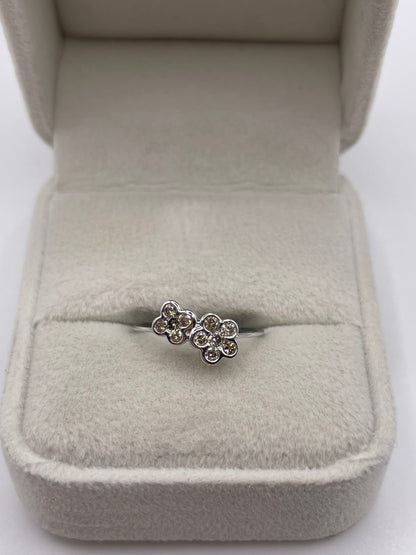 18ct white gold diamond cluster ring