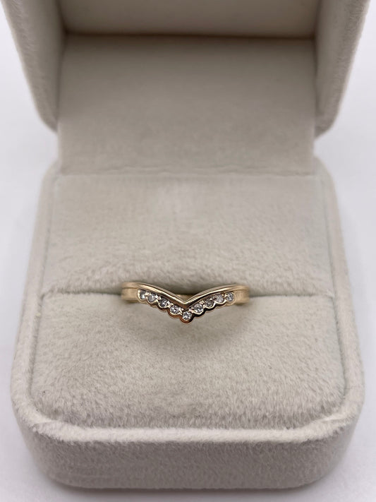 9ct gold diamond wishbone ring