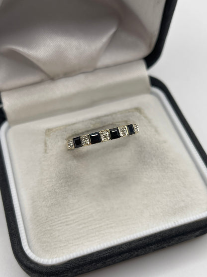 9ct gold sapphire and diamond ring