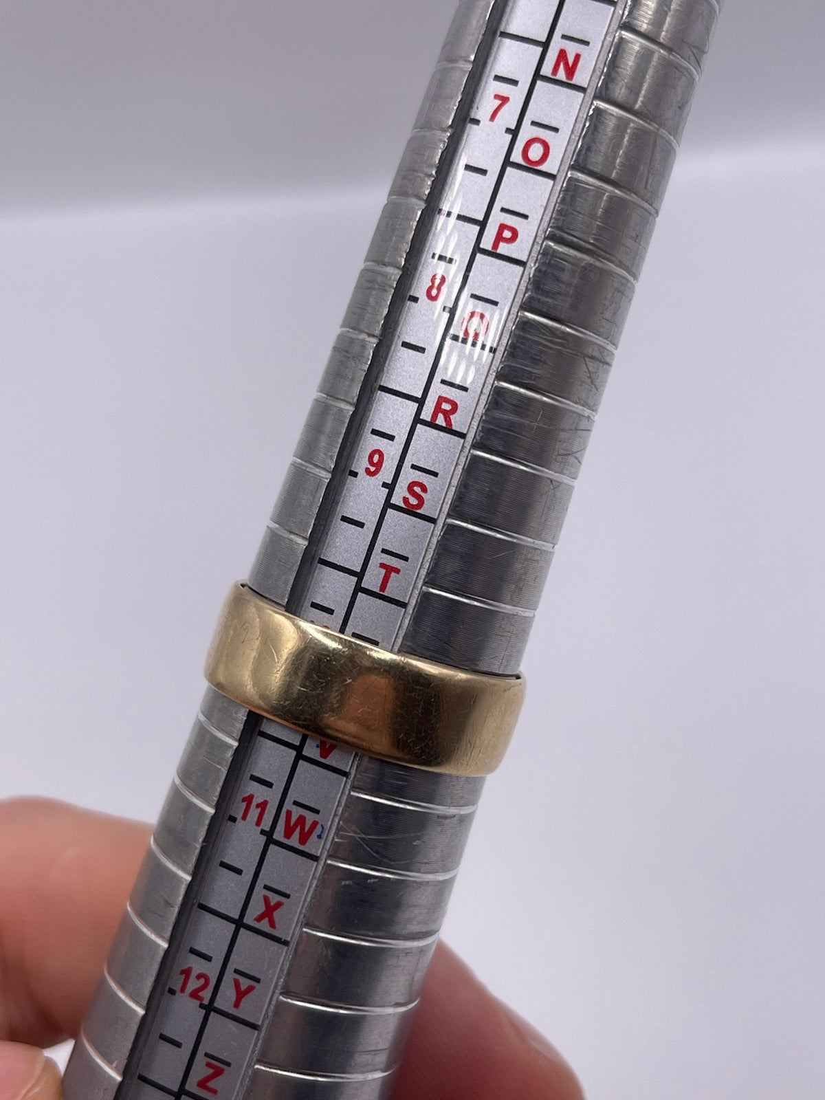 9ct gold band