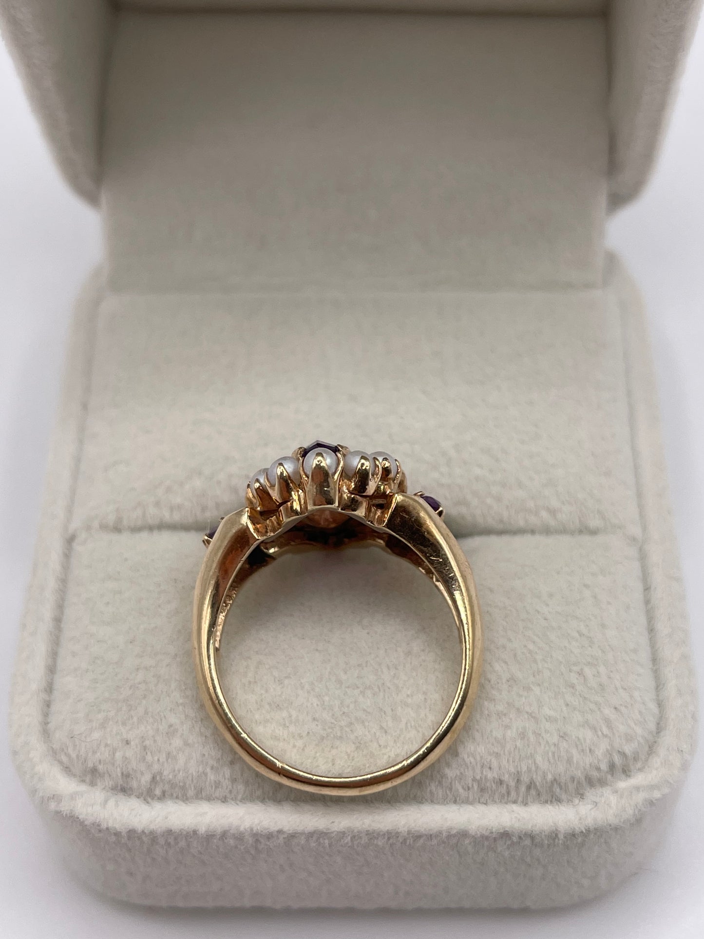 9ct gold amethyst and pearl ring