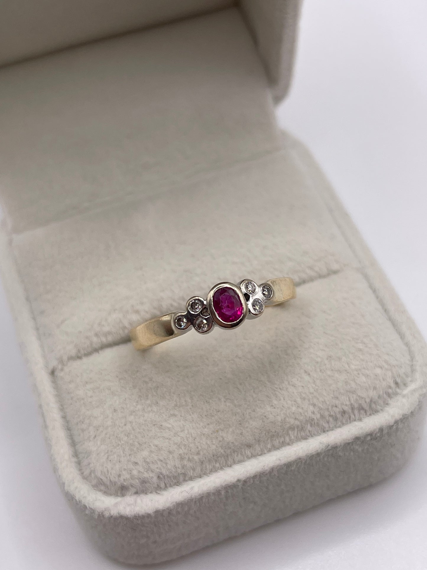 9ct gold ruby and diamond ring