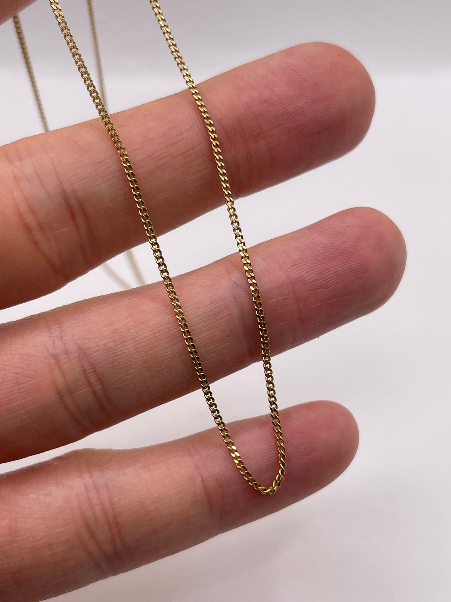 9ct gold chain 436