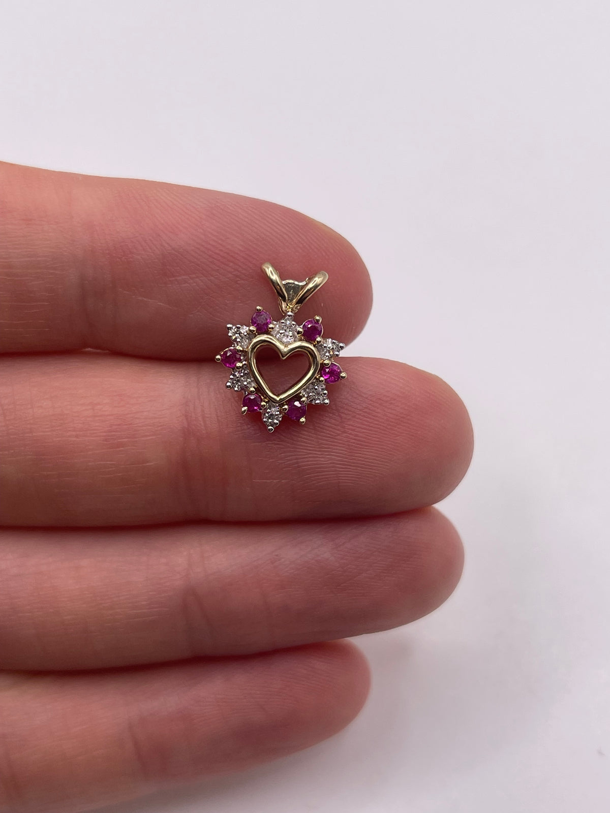 9ct gold ruby and diamond heart pendant
