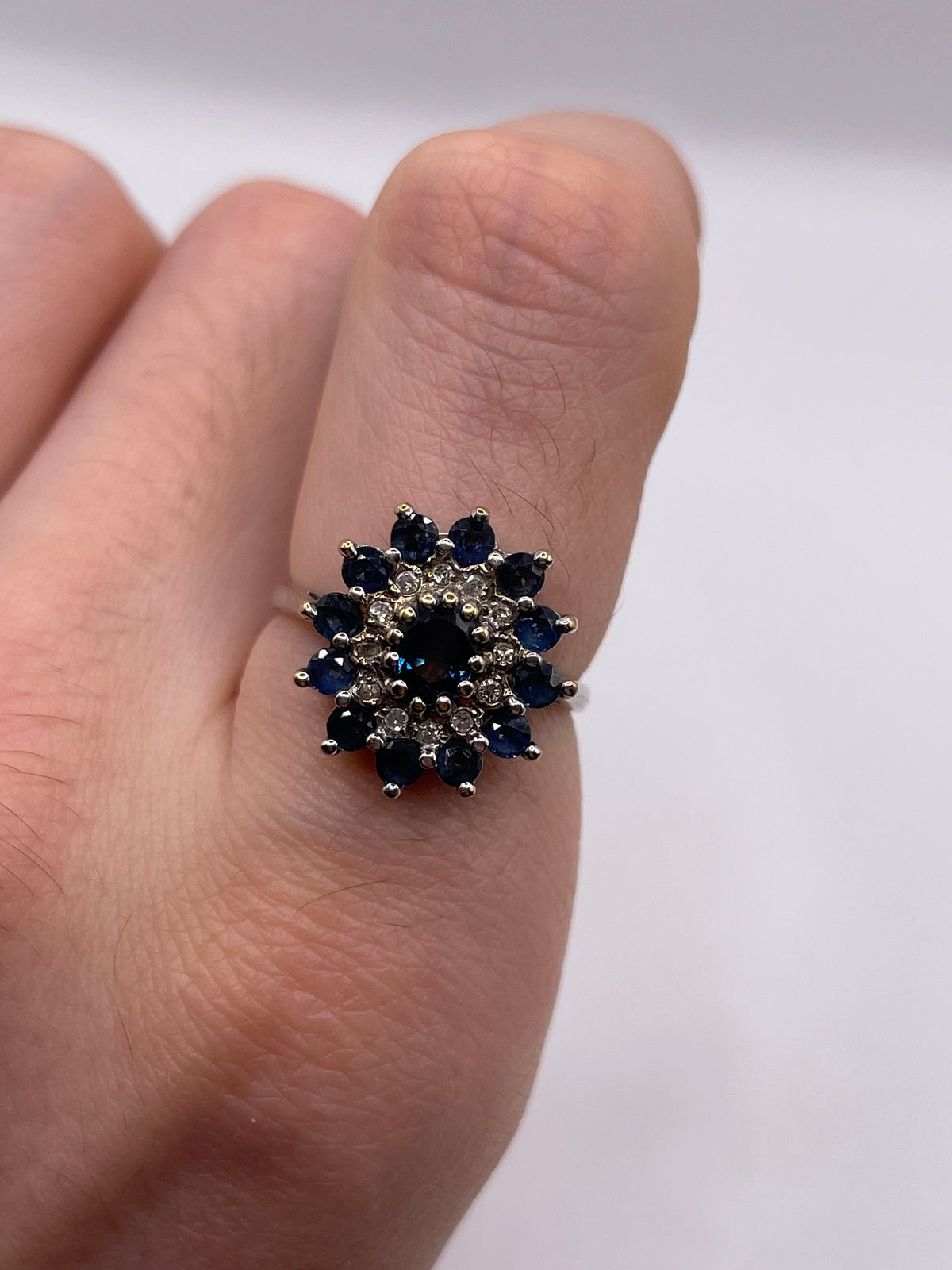9ct white gold sapphire and diamond ring