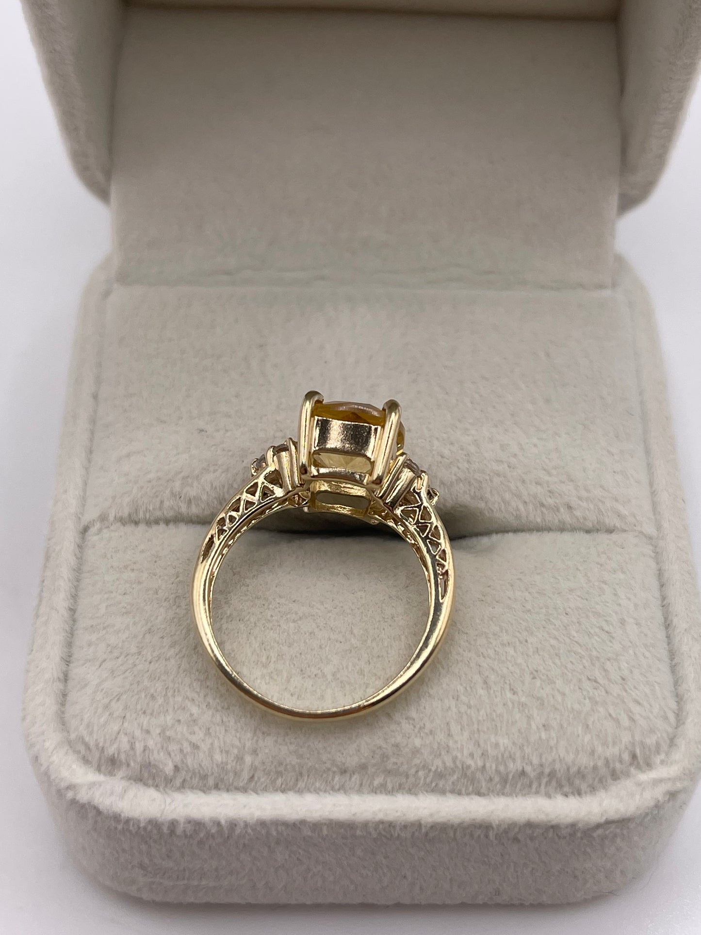 9ct gold citrine and zircon ring