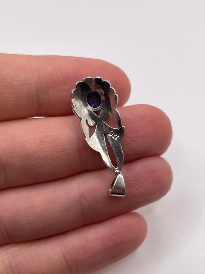 9ct white gold synthetic sapphire pendant