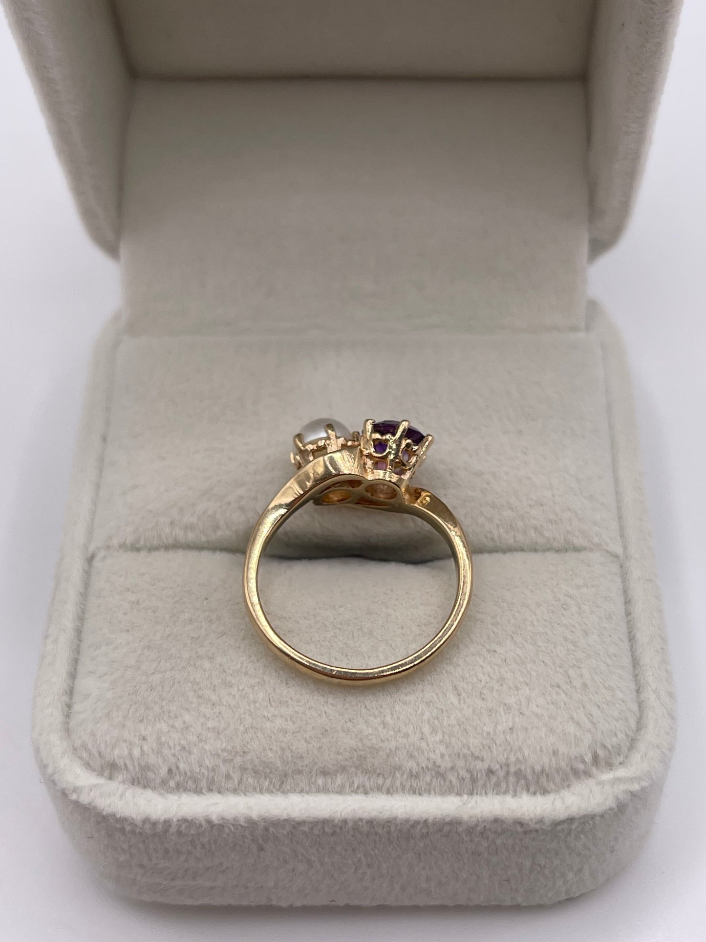 9ct gold amethyst and pearl ring