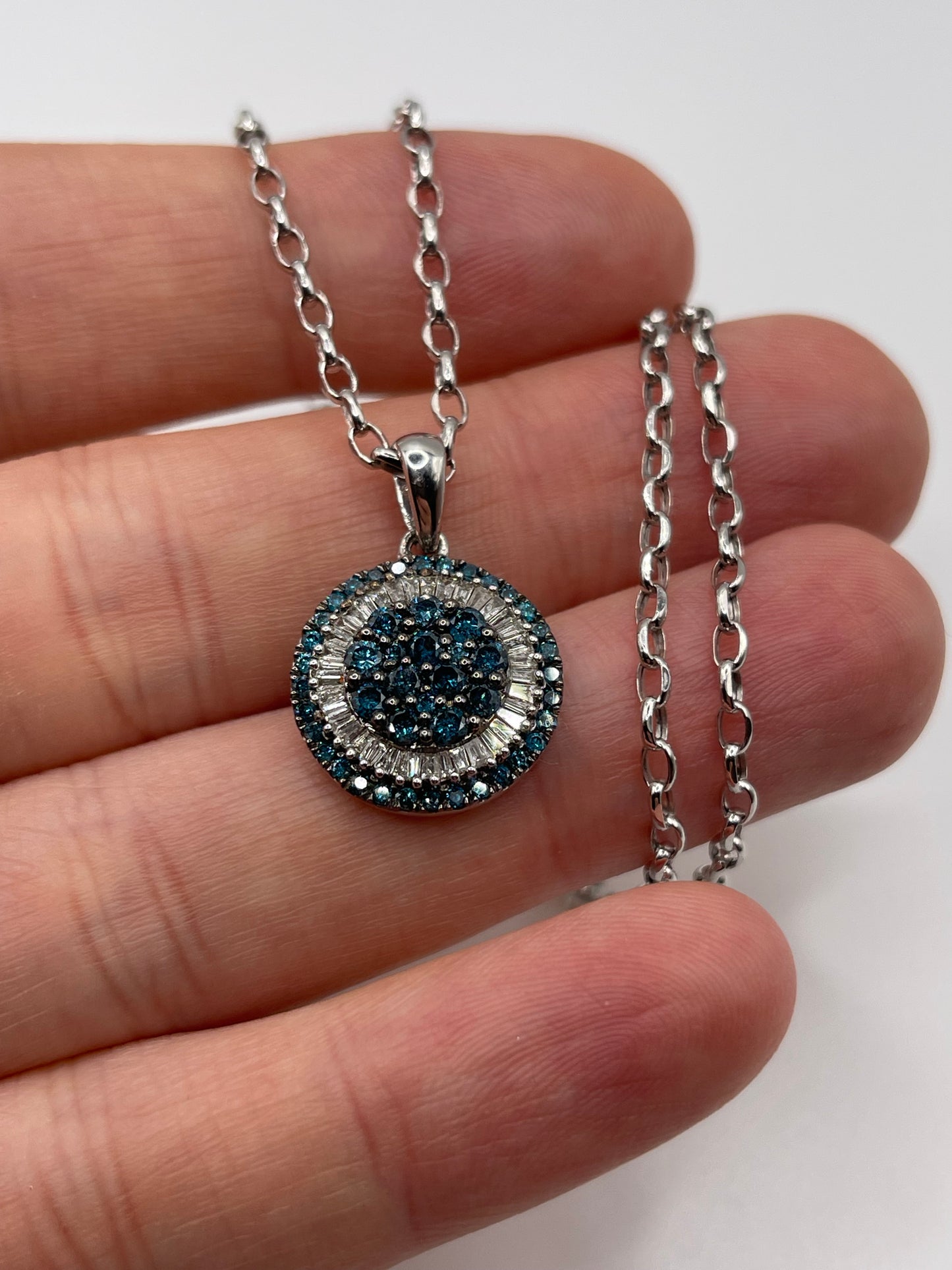 9ct white gold diamond cluster necklace