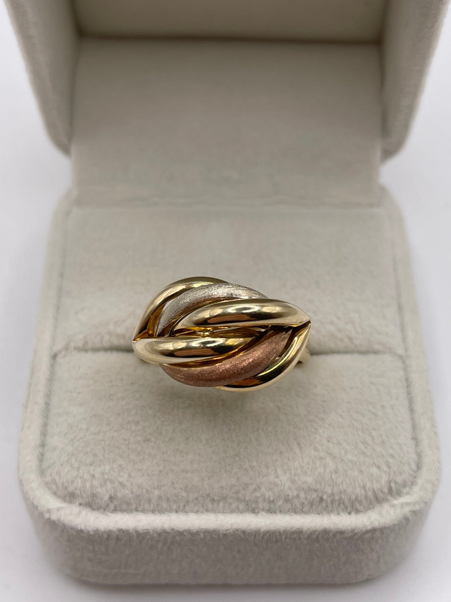 9ct tri gold ring