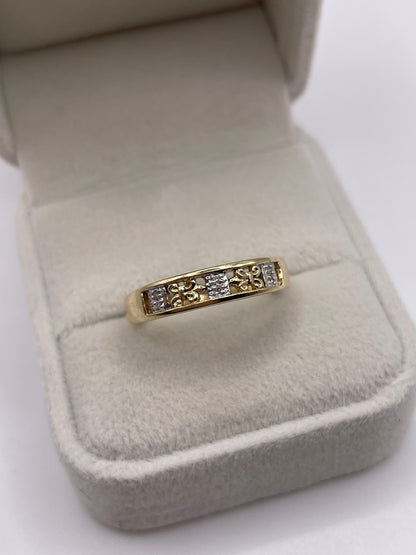 9ct gold diamond ring