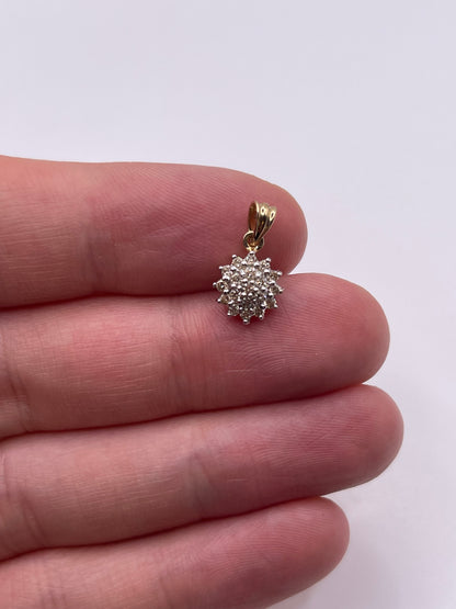 9ct gold diamond cluster pendant