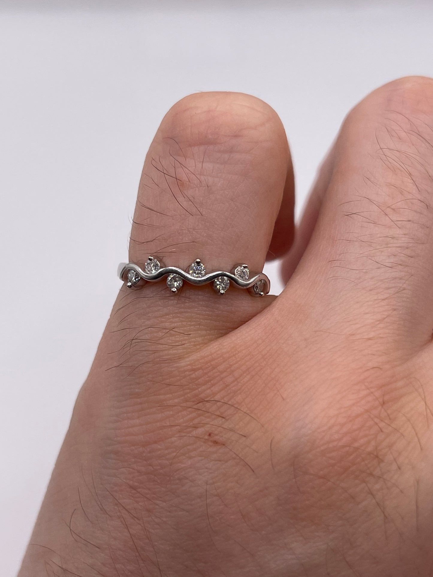 9ct white gold diamond ring