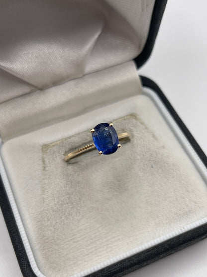 9ct gold kyanite and diamond ring