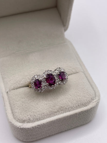 18ct gold ruby and diamond ring