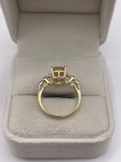 9ct gold quartz and zircon ring