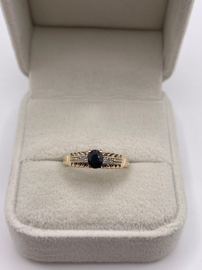9ct gold sapphire and diamond ring
