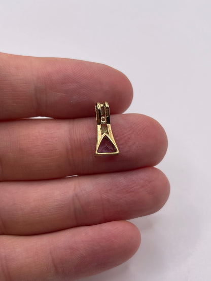9ct gold amethyst and quartz pendant